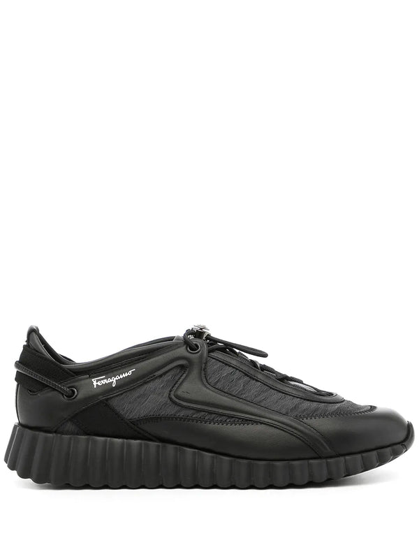 Ferragamo Leather sneaker in black