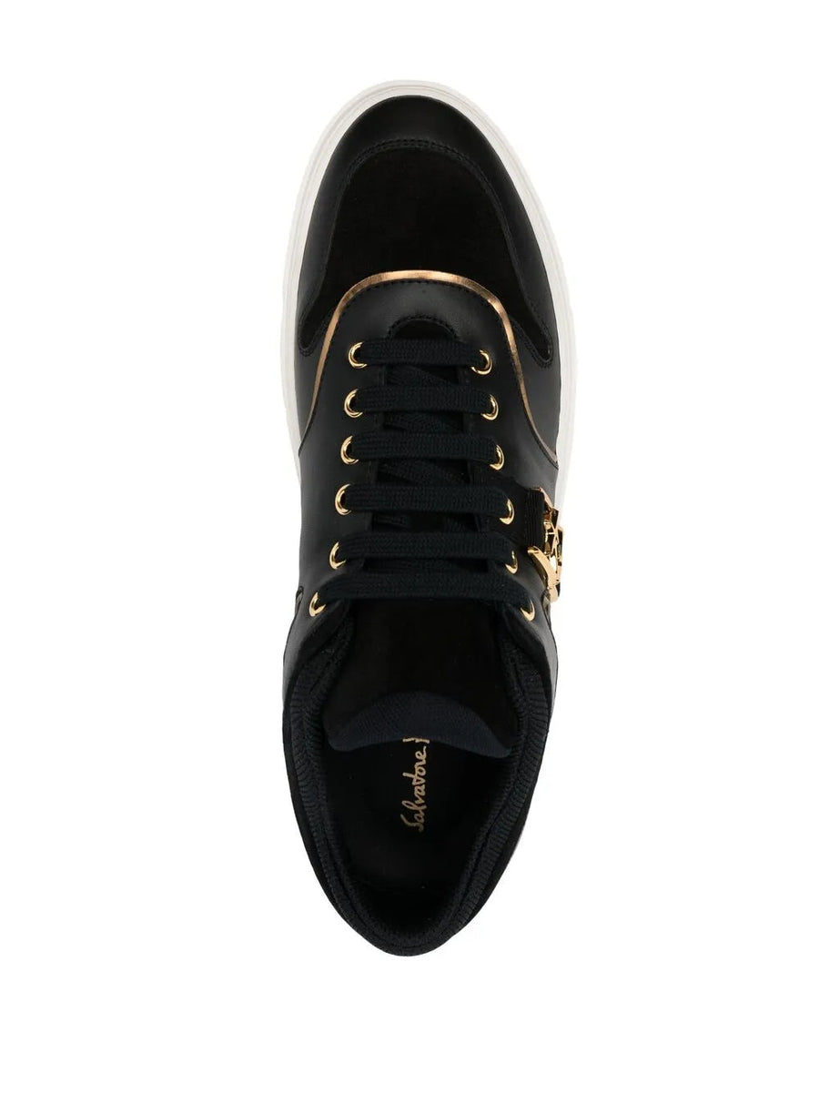Ferragamo Leather sneaker in black