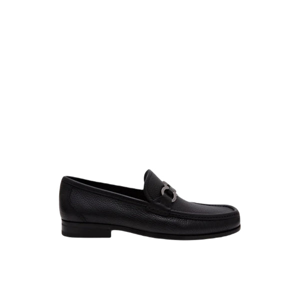 Ferragamo Leather loafer in black