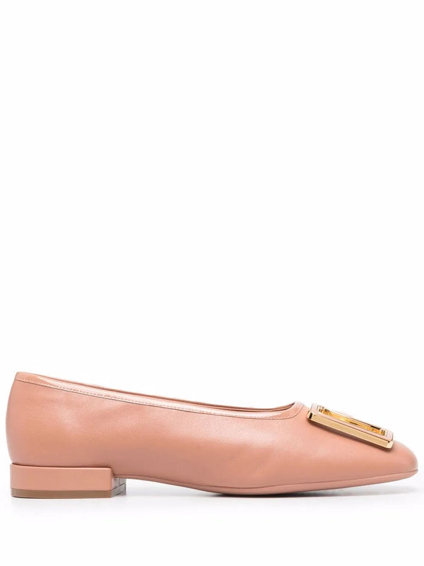 Ferragamo Leather ballerina flat in pink