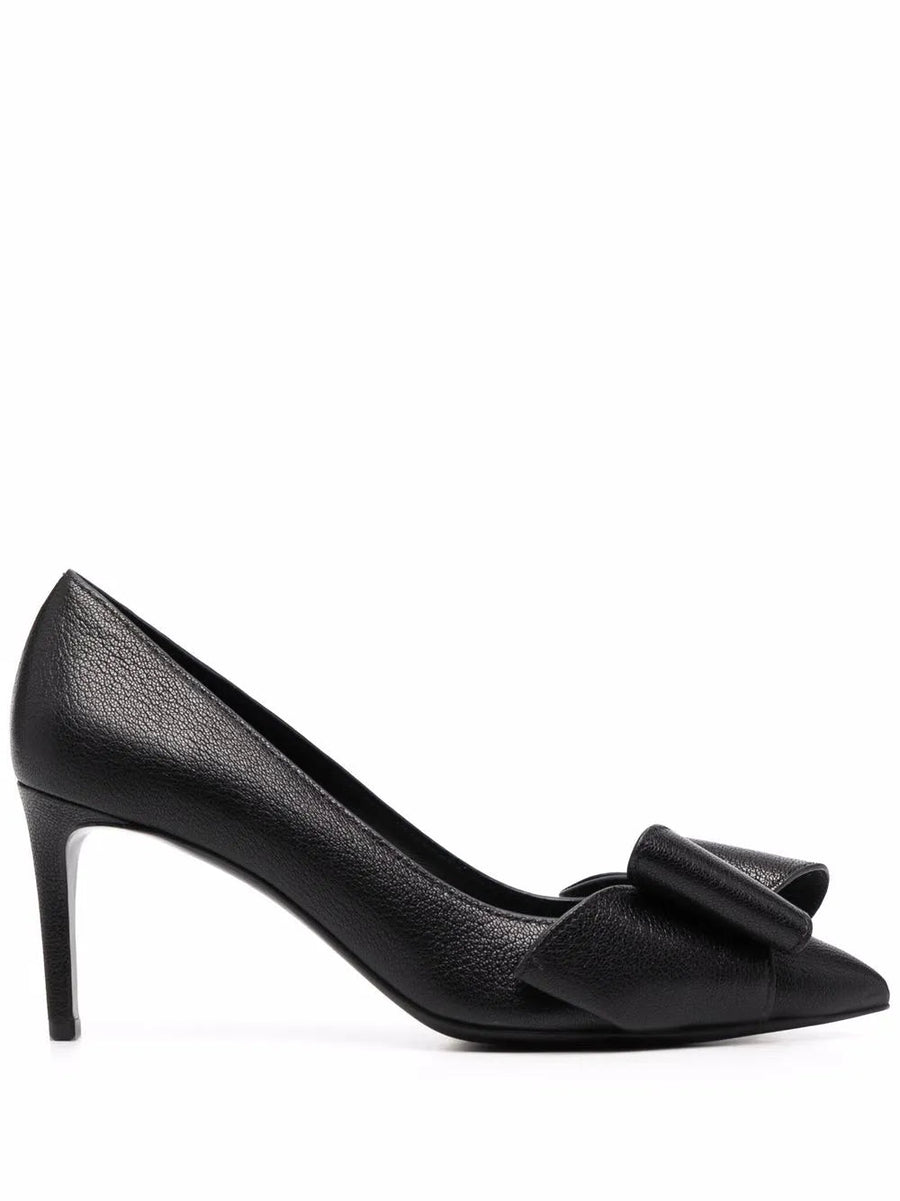 Ferragamo Goatskin pump in black
