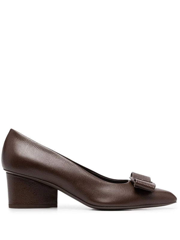 Ferragamo Calf leather pump in brown