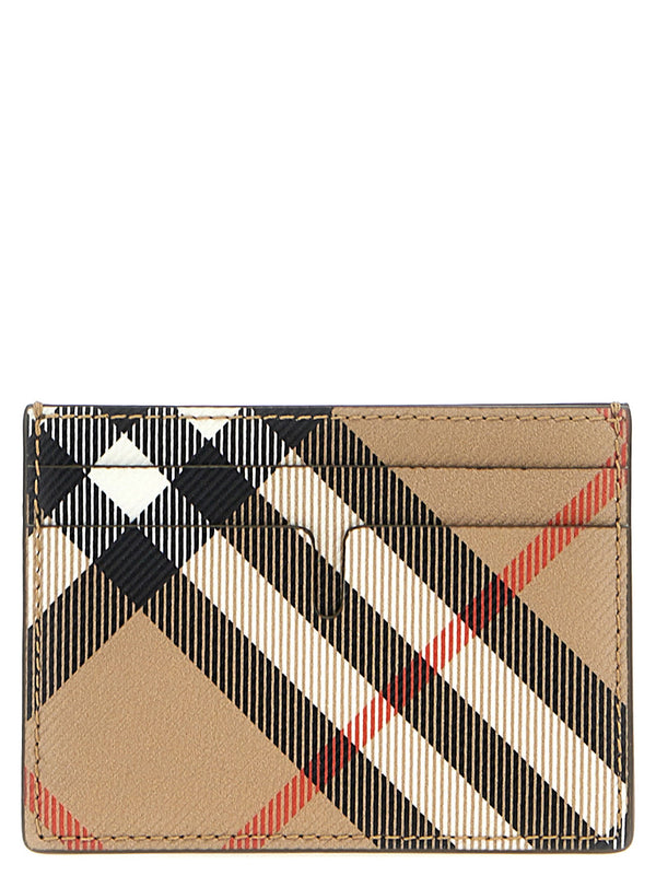 Burberry card case in beige