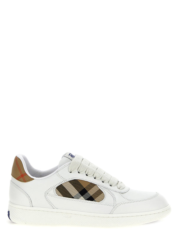 Burberry sneaker in white