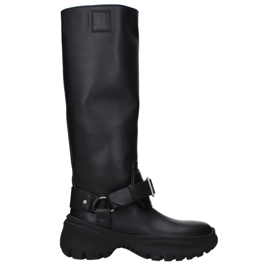 Burberry Leather boot in black