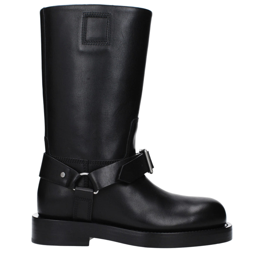Burberry boot in black