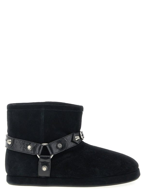 حذاء بوت Balenciaga ألاسكا — أسود