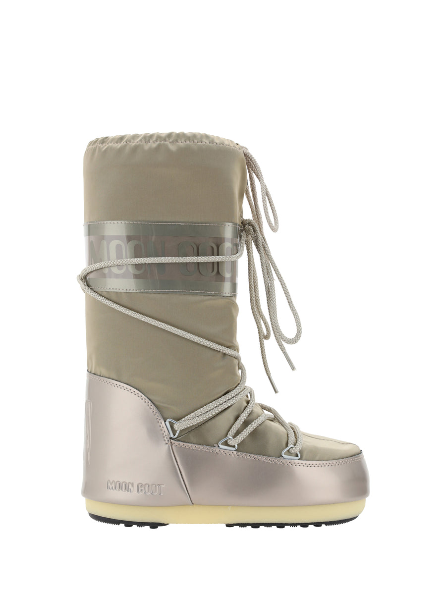 Moon Boot Upper: 35% nylon boots in silver