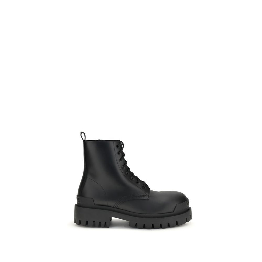 Balenciaga Upper: 100% Calf Leather Bos Taurus; Sole: 100% Calf Leather Bos Taurus boot in black