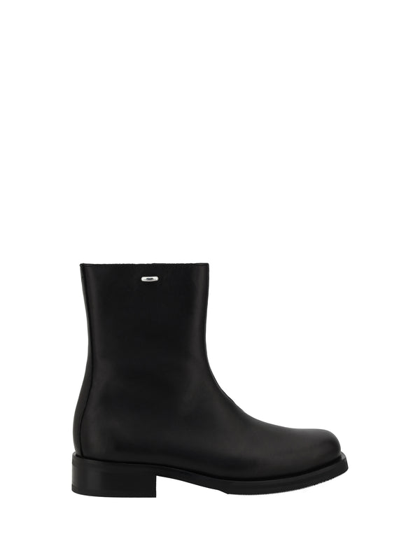 Our Legacy 100% Calf Leather Bos Taurus ankle boot in black