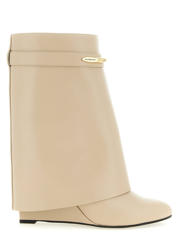 Givenchy boot in beige