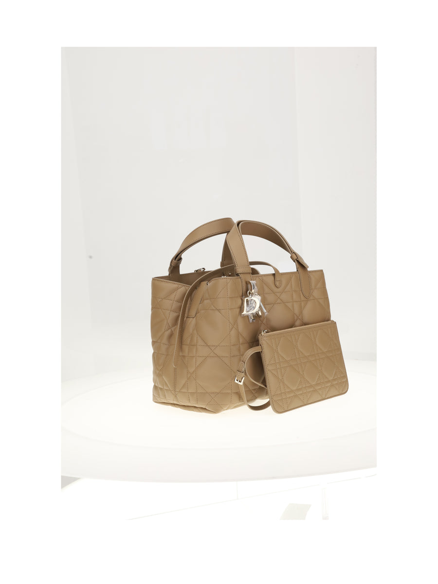 Shoulder Bag Toujours M Calfskin Camel Calf Leather