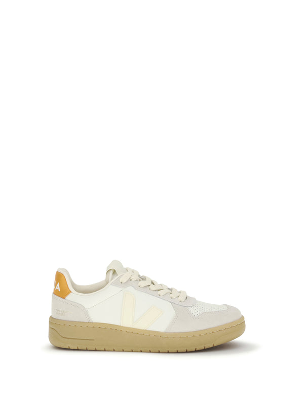 Veja Upper: 100% calf leather; Sole: 100% rubber sneaker in beige