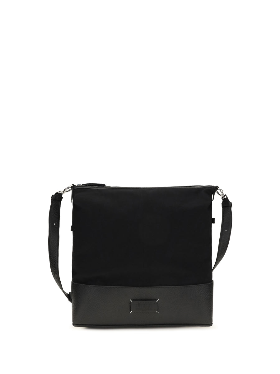Maison Margiela 100% calf leather (Bos taurus) shoulder bag in black