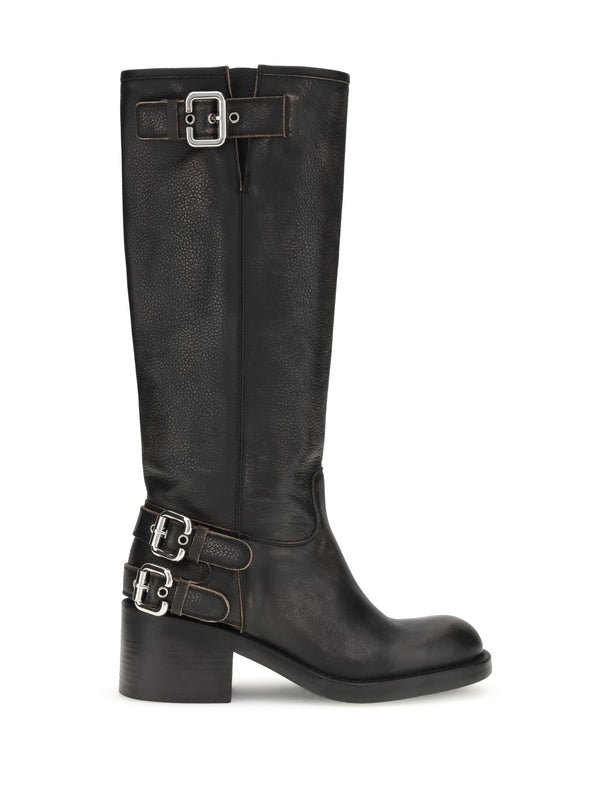 Chloé Upper: 100% calf leather; Sole: 100% rubber boot in black