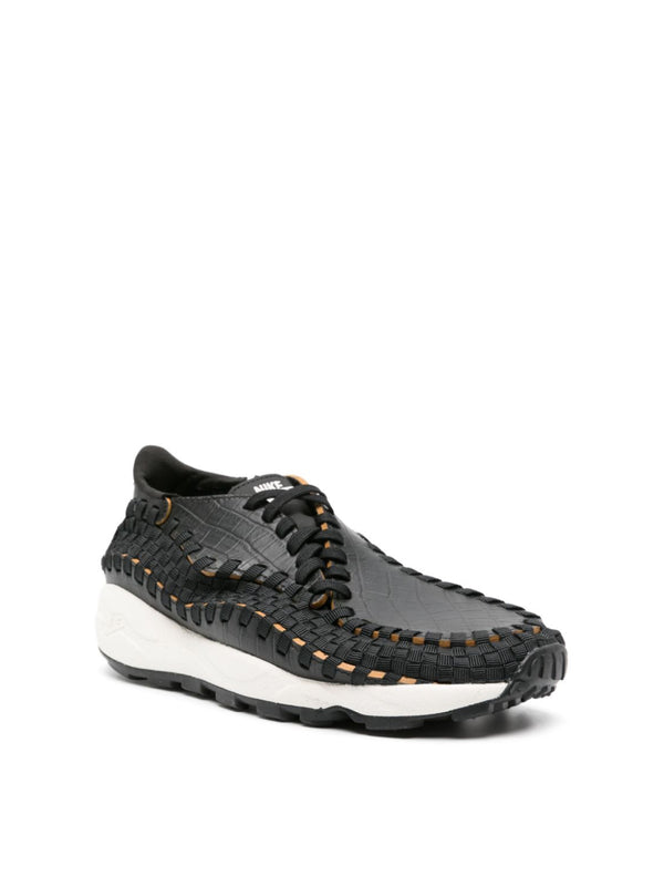 Nike Leather sneaker in black