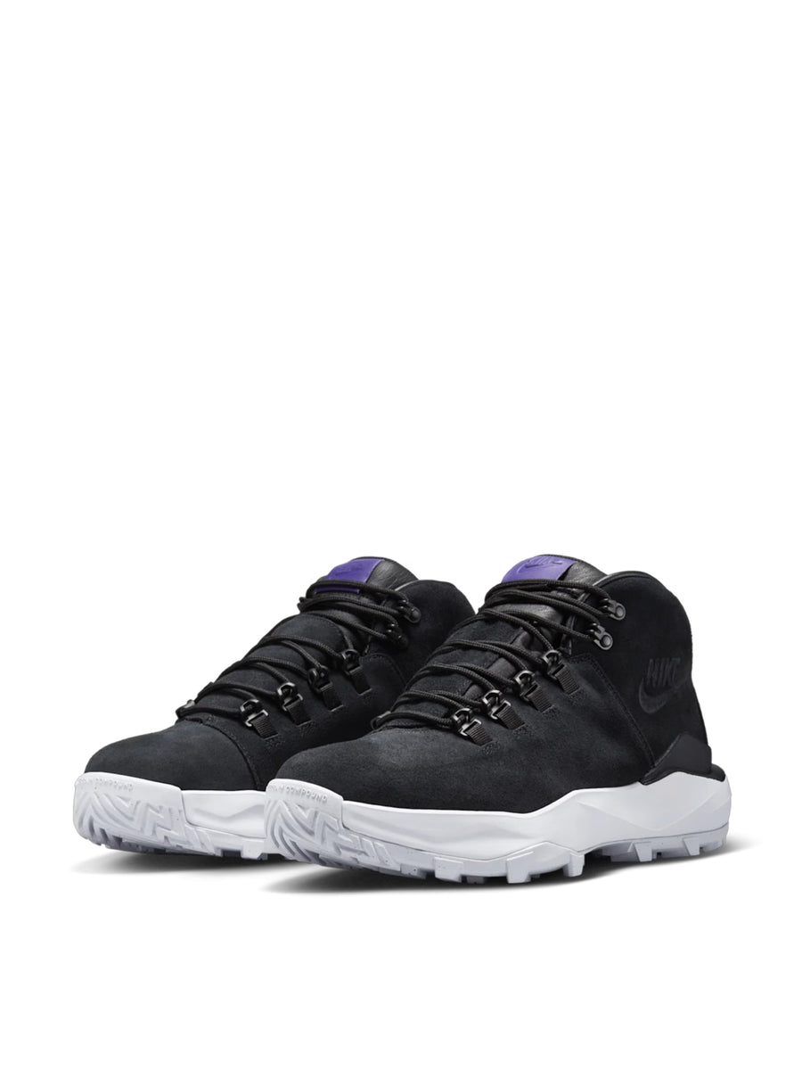 Nike Leather sneaker in black