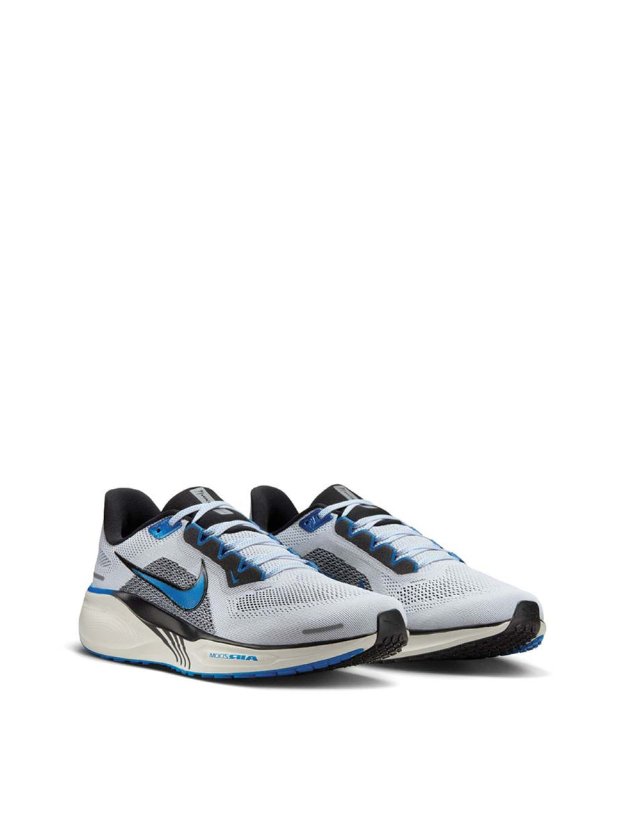 Nike Textile sneaker in white
