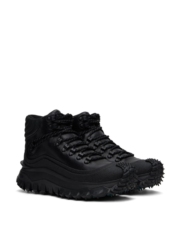 Moncler Leather boots in black
