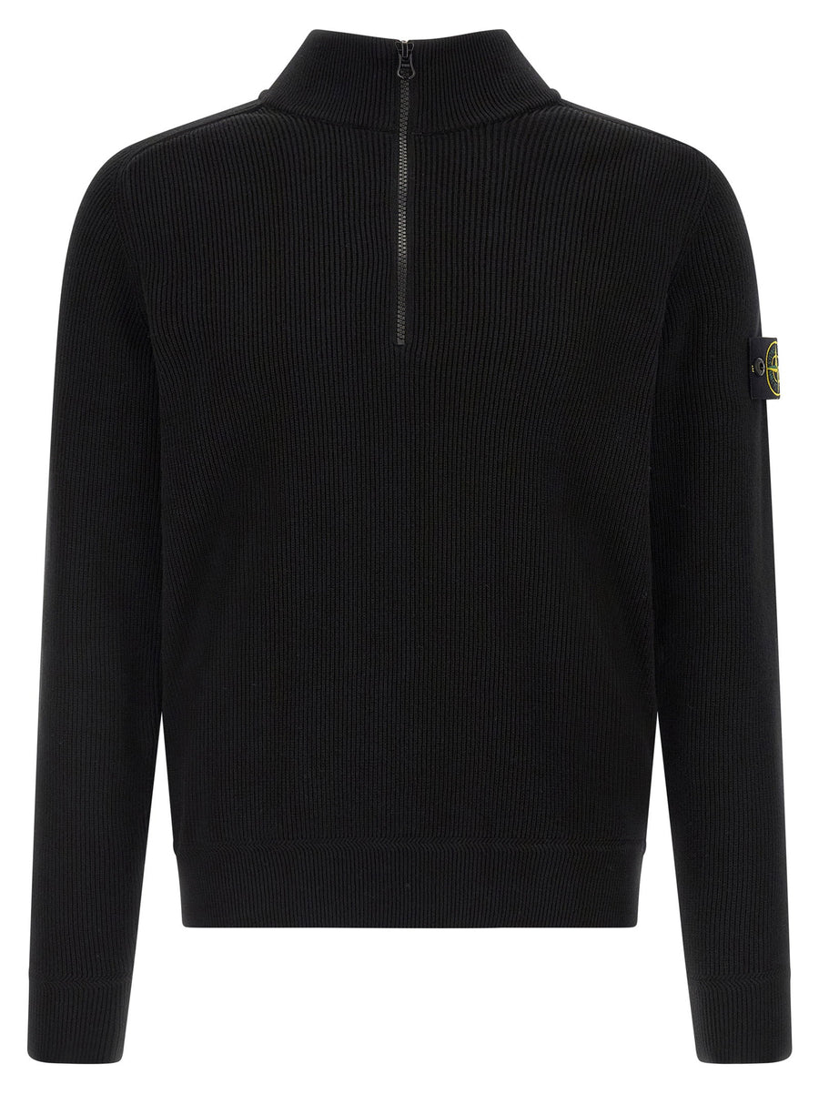 Stone Island فستان قطن كنزة محبوك بالأضلاع — أسود