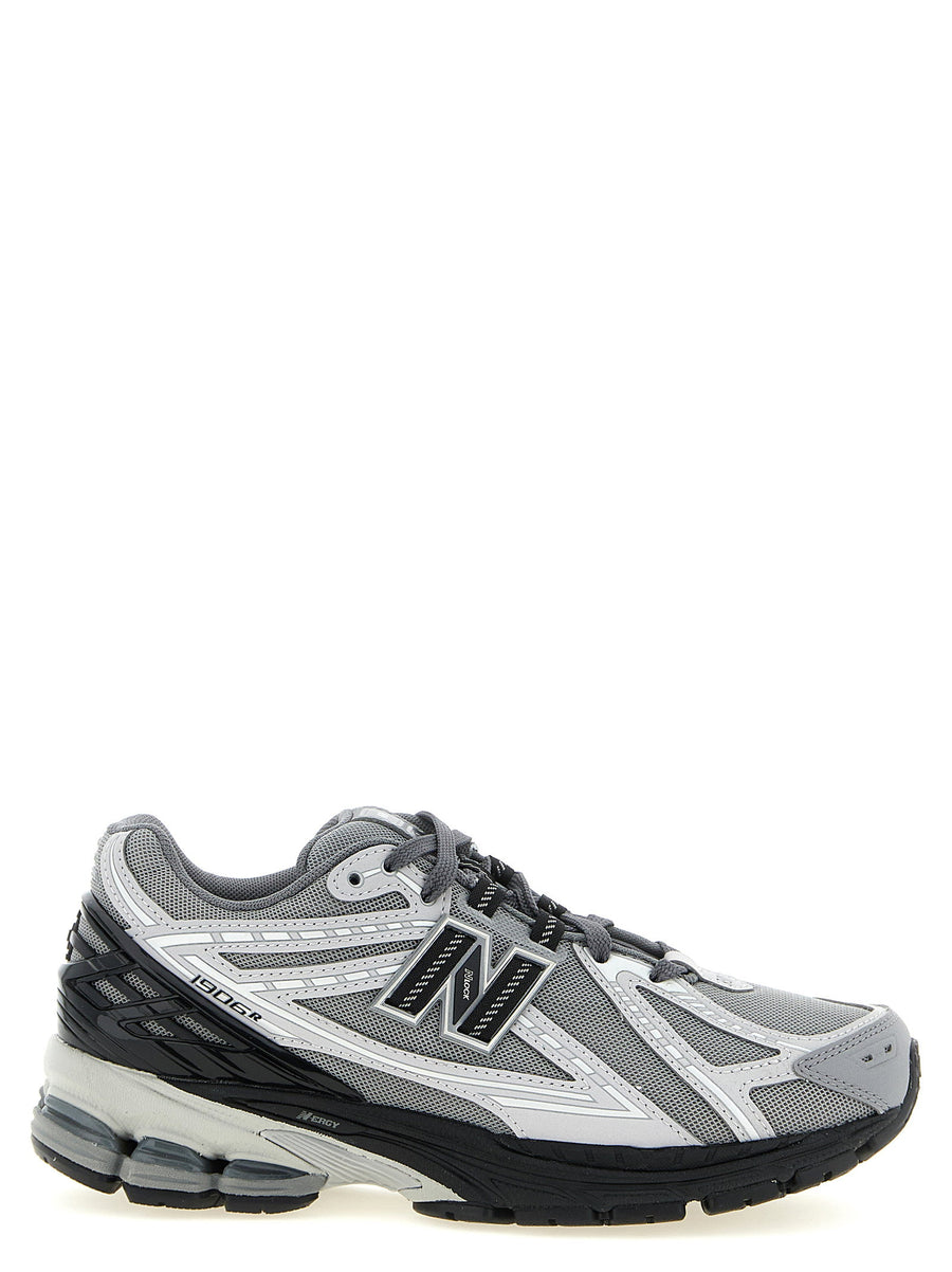 New Balance Sneaker — Grey