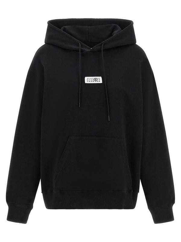 نيوْميريك سิกناتشير Mm6 Maison Margiela رقعة هودي — أسود