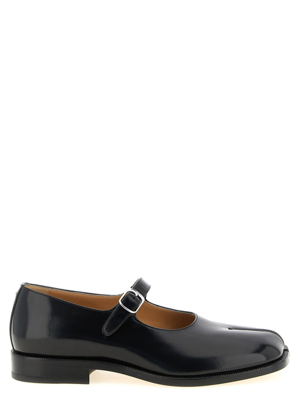 Maison Margiela flat in black