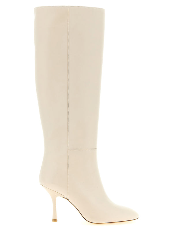 بوت Madison من Stuart Weitzman — كريمي