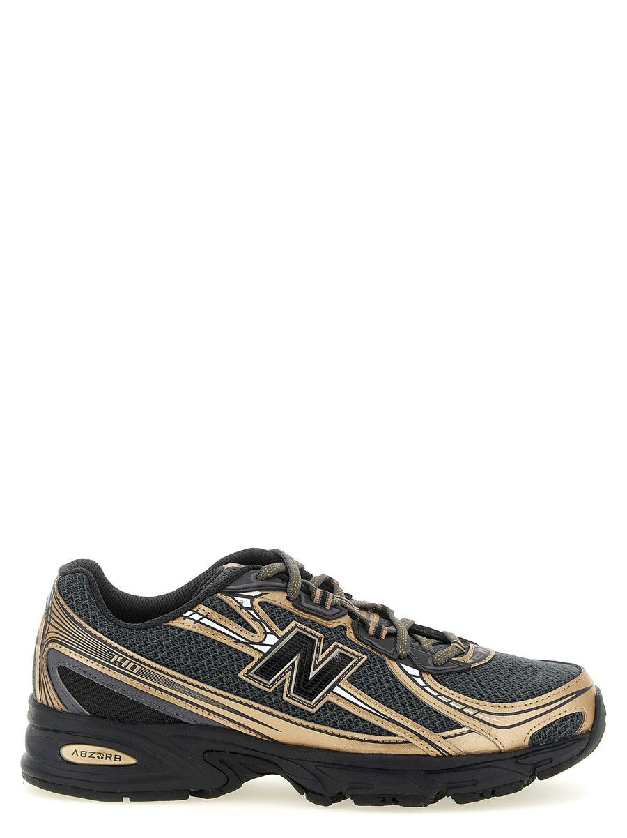 New Balance Sneaker — black