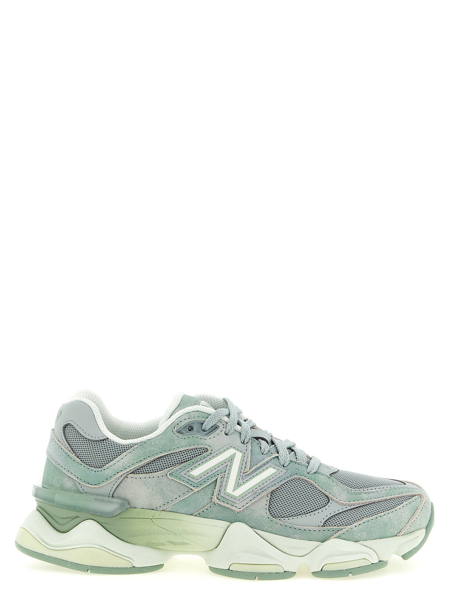 New Balance Sneaker — sage green