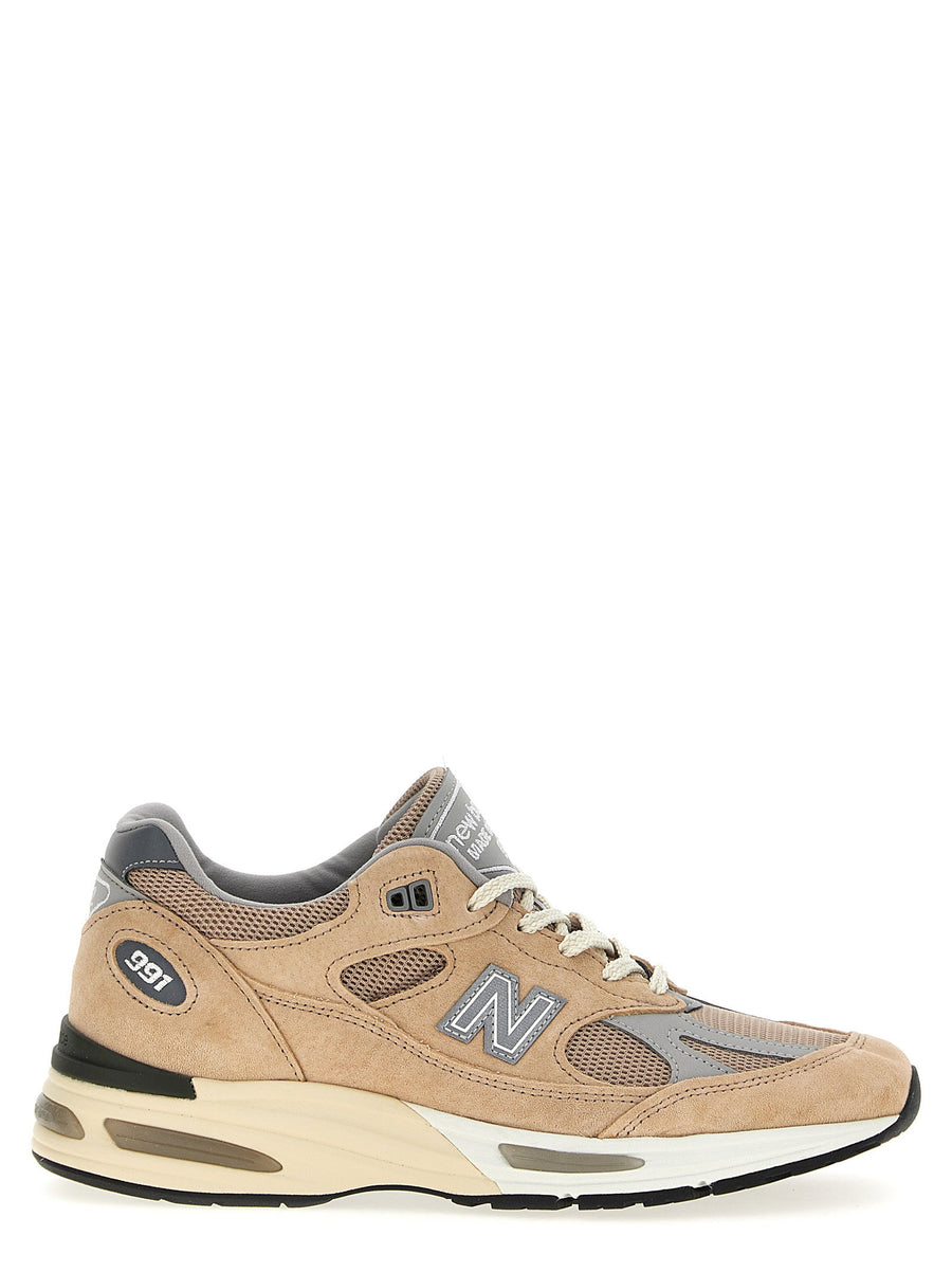 New Balance Sneaker — Tan