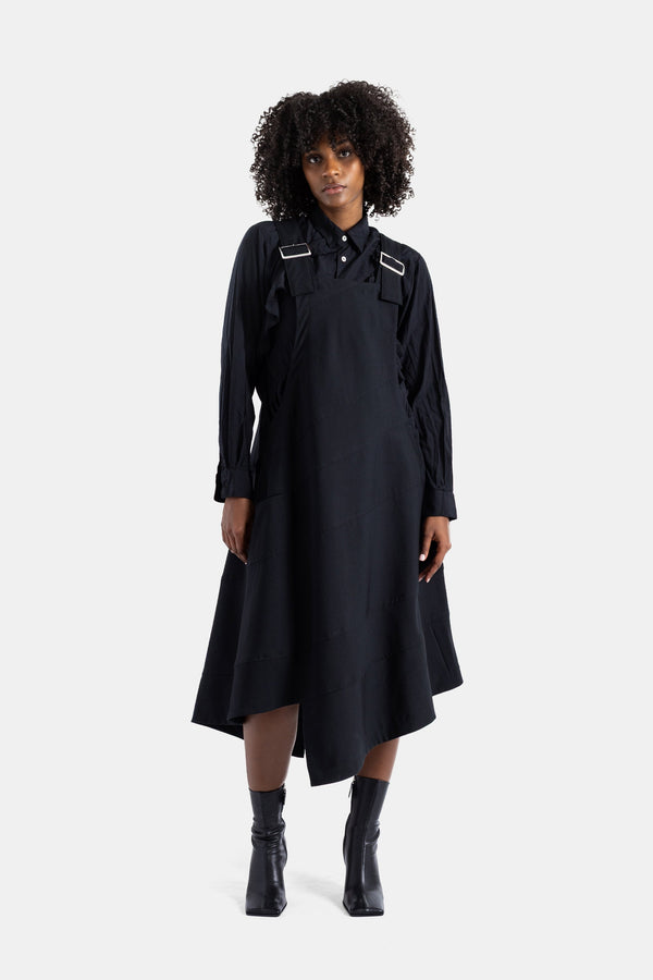 Comme des Garçons dress in black