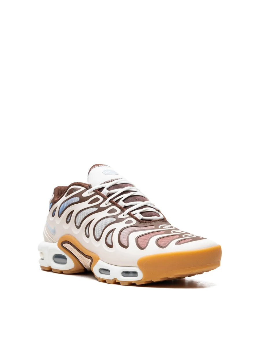Nike Air Max Sneakers — Multicolor