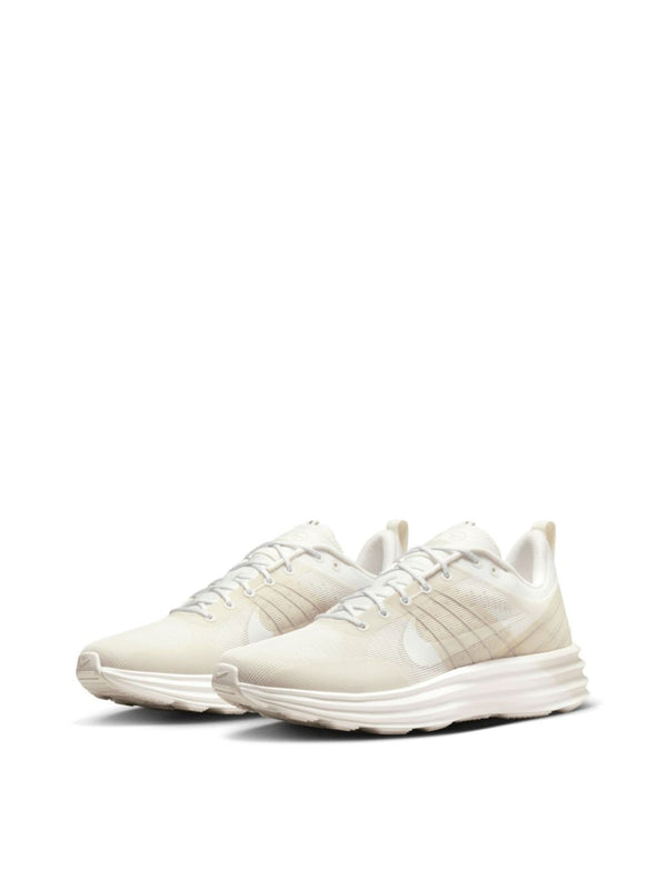 Nike Lunar Roam Sneakers — White