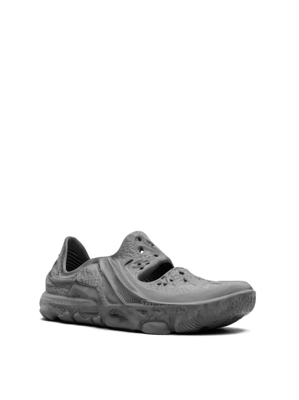 Nike ISPA Universal Sneakers — Gray