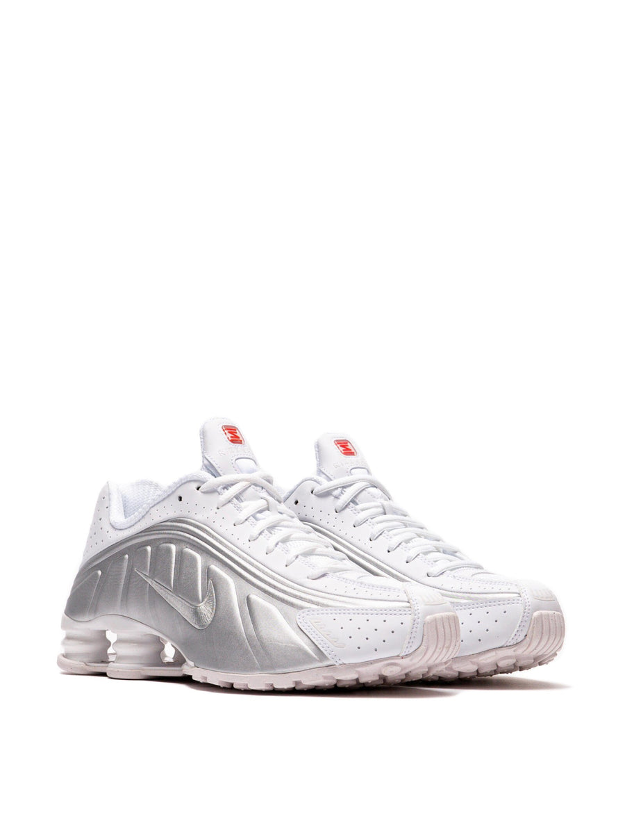Nike Shox R4 Sneakers — White