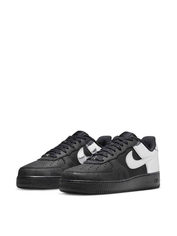 Nike Air Force Sneakers — Black
