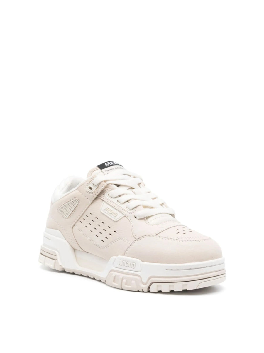 Axel Arigato Onyx Sneaker — Beige