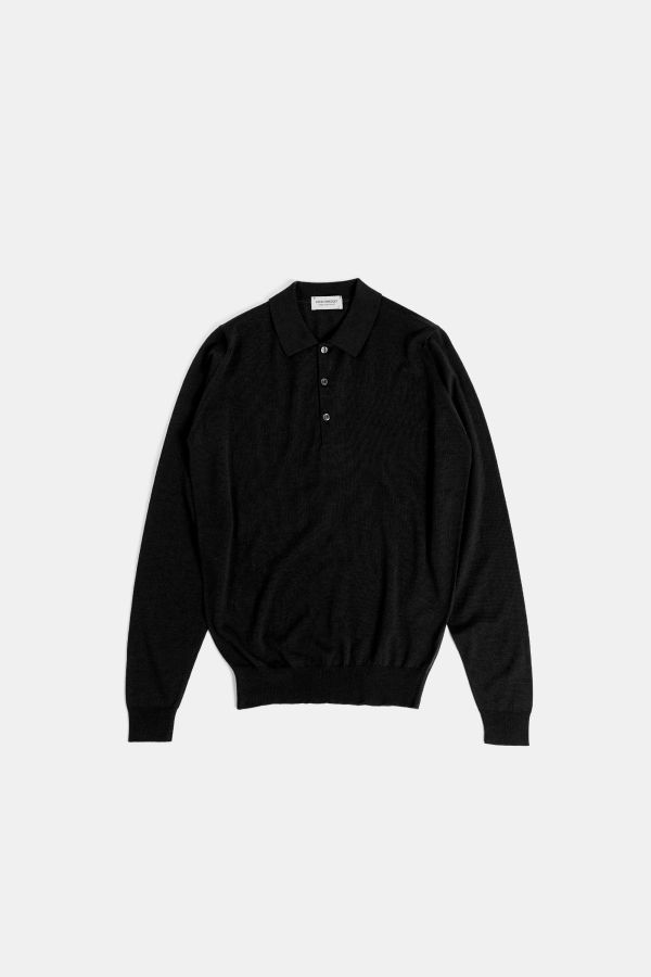 Smedley Extra-fine 30-gauge merino wool polo in black