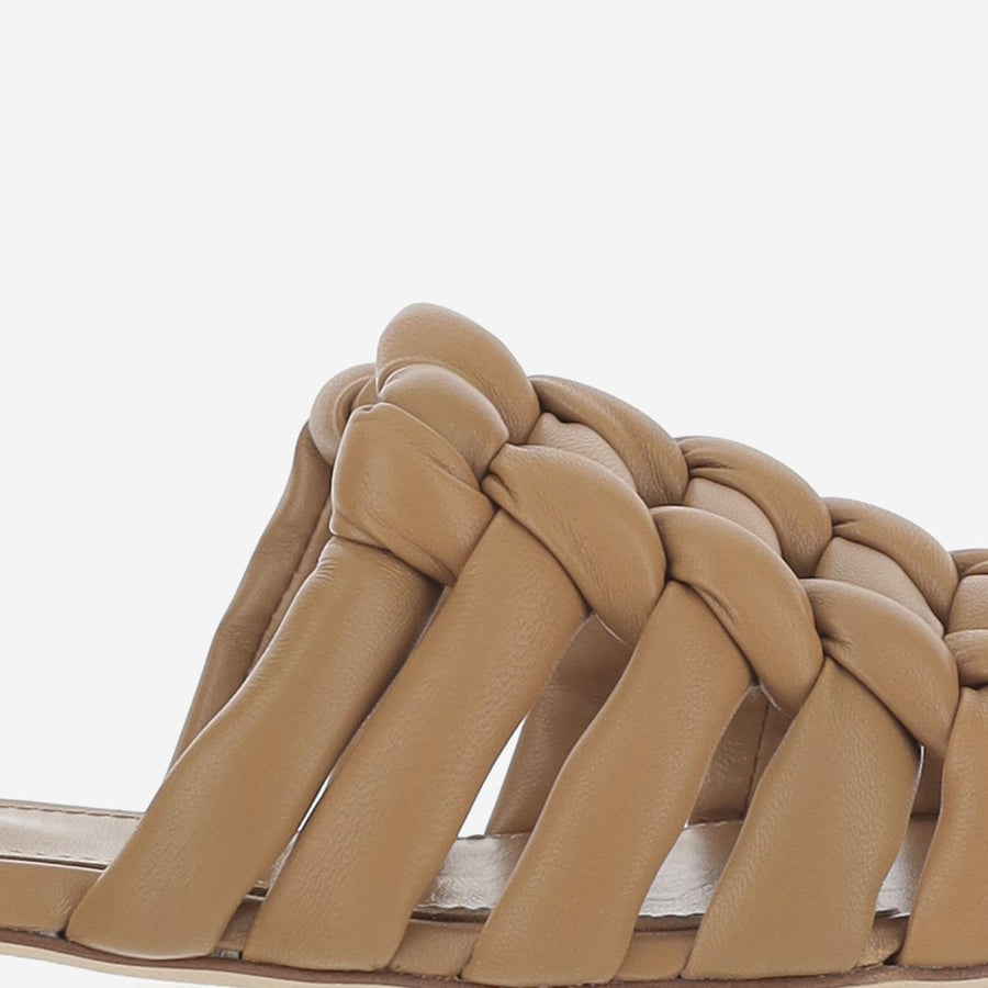 Woven Leather Sandals Beige Ovine