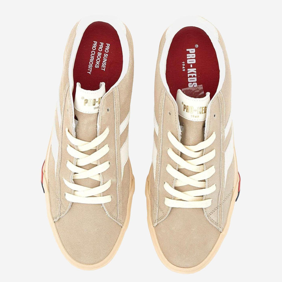 Sneakers Royal Classic Suede Beige Trainers