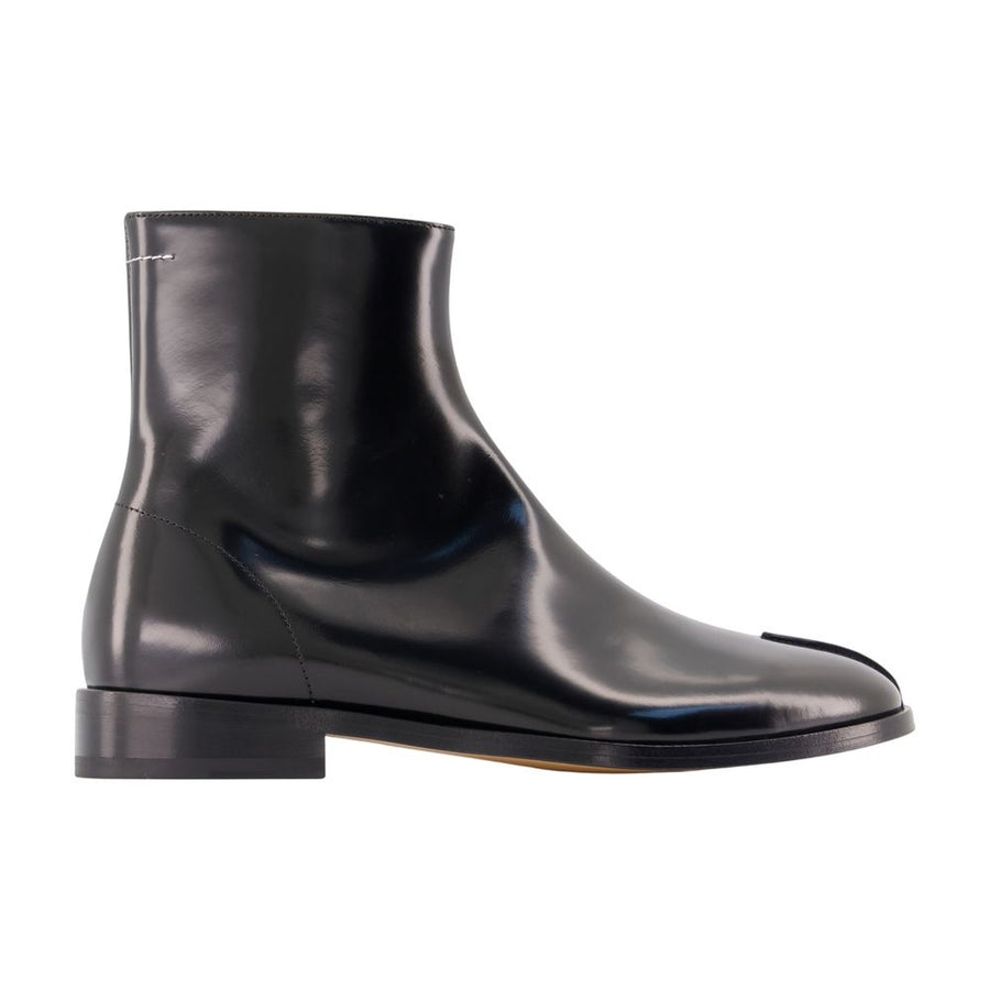 MM6 Maison Margiela Calfskin ankle boot in black