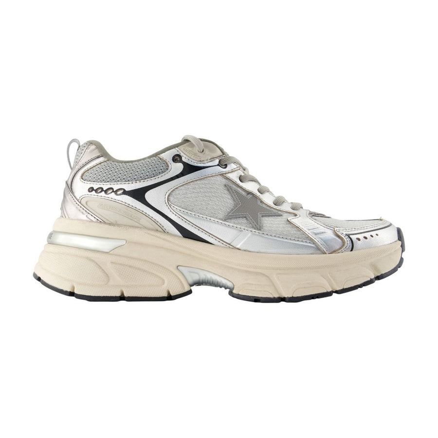 Golden Goose Deluxe Brand Calfskin sneaker in gray