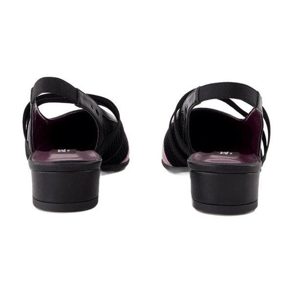 Carel calfskin pump in black