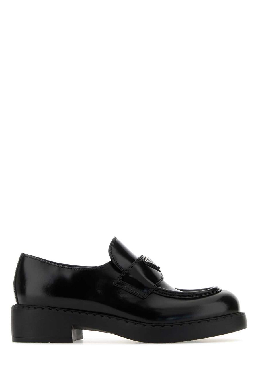 Prada 100% Vitello leather loafer in black