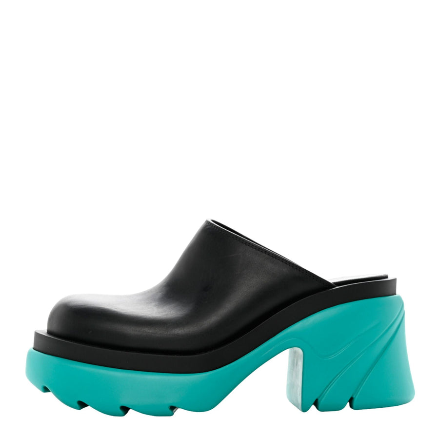Bottega Veneta Leather upper; rubber sole mule in black