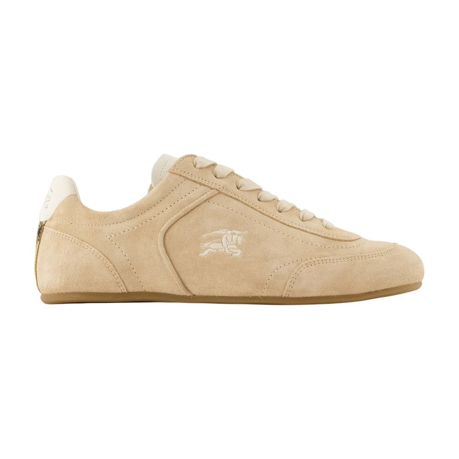 Burberry calfskin flat in beige