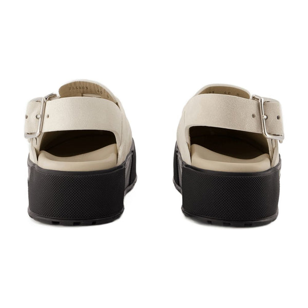 Alexander McQueen Leather flat in multicolor