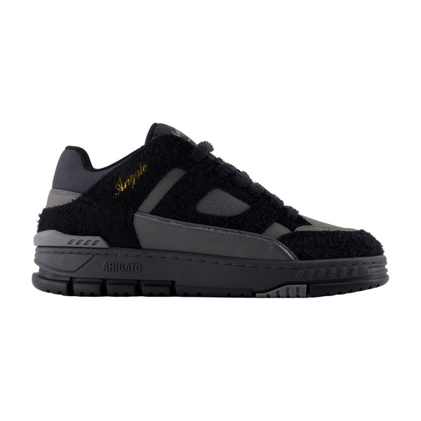 Axel Arigato Calfskin sneaker in black
