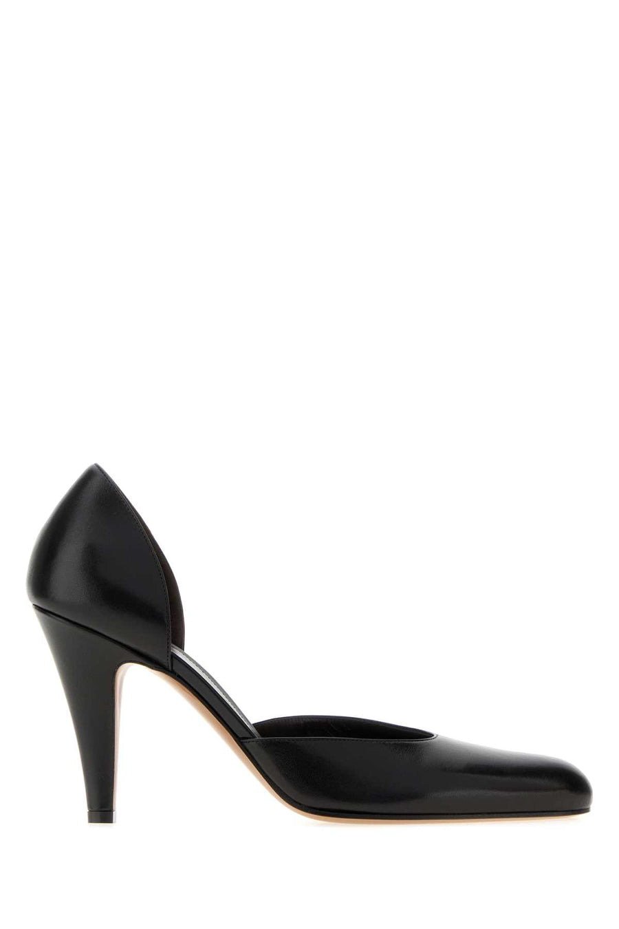 The Row Exterior: 100% Leather; Interior: 100% Leather; Sole: Leather and Rubber pump in black
